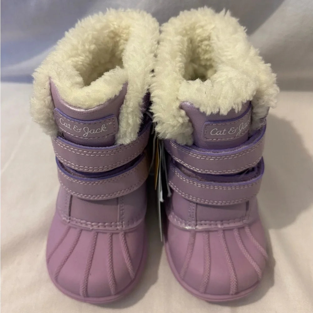 NWT Cat & Jack Iredescent Pink Snow Boots with Faux Fur Trim Sz 6T - Picture 5 of 9